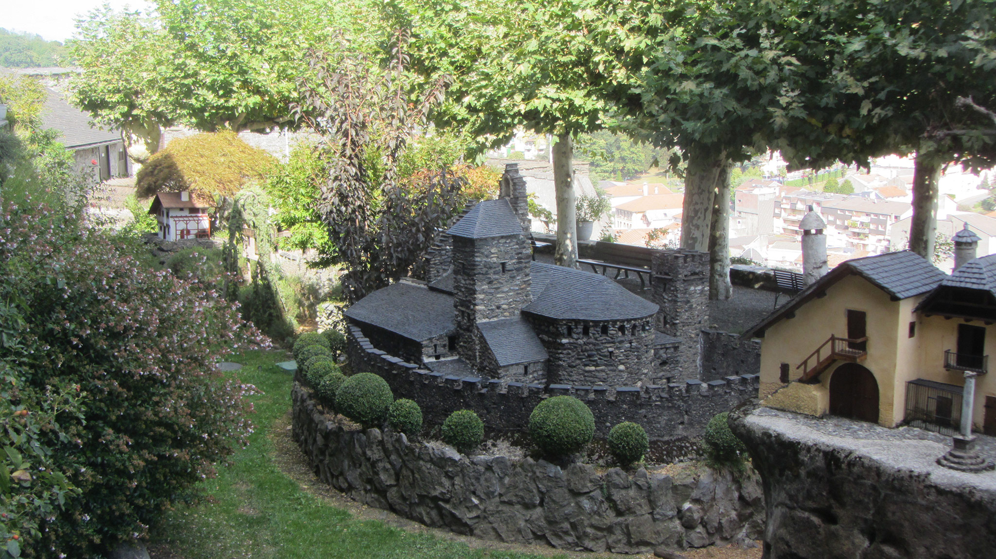 Lourdes